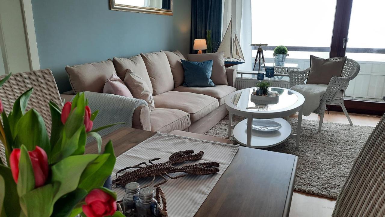 Ferienwohnung Wattkieker 比苏姆 外观 照片