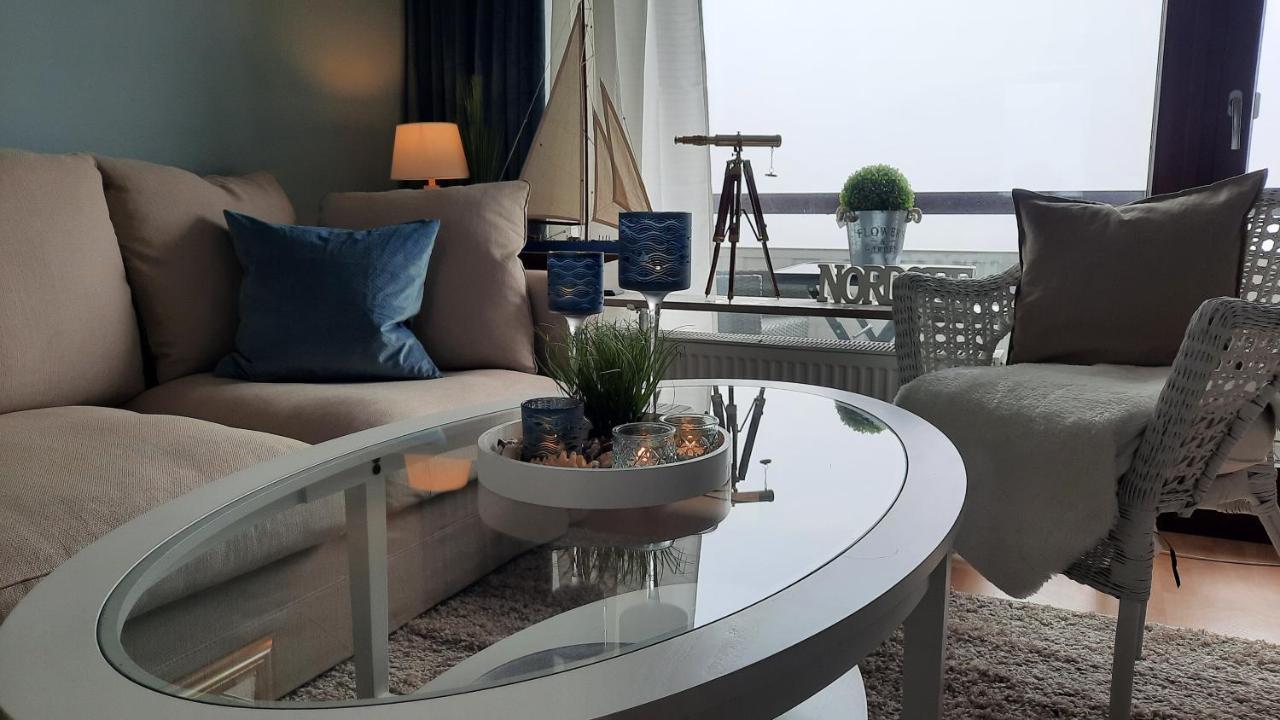 Ferienwohnung Wattkieker 比苏姆 外观 照片